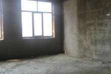 Satılır Yeni Tikili, Nəsimi.r-8