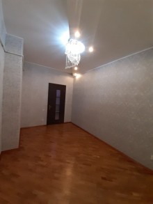 Satılır Yeni Tikili, Binəqədi.r, 9-cu mikrorayon, Azadlıq.m-7
