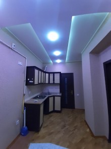 Satılır Yeni Tikili, Binəqədi.r, 9-cu mikrorayon, Azadlıq.m-8