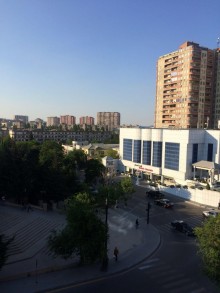 Satılır Köhnə Tikili, Nəsimi.r, 3-cü mikrorayon, Memar Əcəmi.m-2