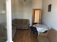 Satılır Köhnə Tikili, Nəsimi.r, 28 May.m-3