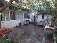 Satılır Həyət evi, Yasamal.r, Yasamal, Elmlər Akademiyası.m-1