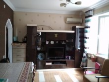Satılır Köhnə Tikili, Xətai.r, Xətai.m-2