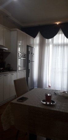 Satılır Yeni Tikili, Yasamal.r, Yasamal, 20 Yanvar.m-17