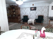 Satılır Köhnə Tikili, Səbail.r, 28 May.m-15