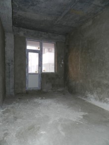 Satılır Yeni Tikili, Nizami.r, Qara Qarayev.m-5