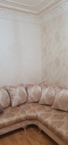 Satılır Köhnə Tikili, Binəqədi.r, 9-cu mikrorayon, Nəsimi.m-3