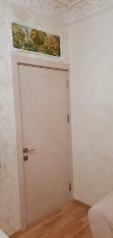 Satılır Köhnə Tikili, Binəqədi.r, 9-cu mikrorayon, Nəsimi.m-5