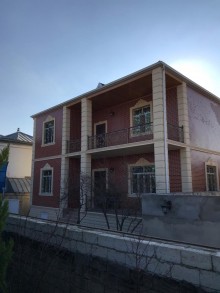 razinde 6 otaqli ev satilir, -1