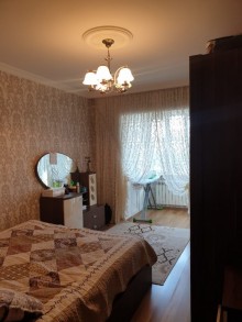 Satılır Köhnə Tikili, Sabunçu.r, Bakıxanov-2