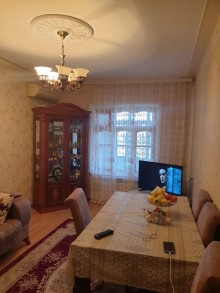 Satılır Köhnə Tikili, Sabunçu.r, Bakıxanov-9