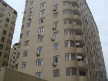 Satılır Yeni Tikili, Binəqədi.r, 9-cu mikrorayon, Nəsimi.m-1