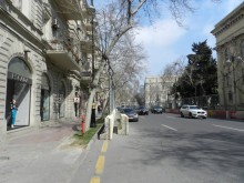 Satılır Köhnə Tikili, Səbail.r, Sahil.m-2