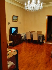 Satılır Köhnə Tikili, Səbail.r, Bayıl-6