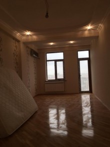Satılır Yeni Tikili, Xırdalan.ş-19