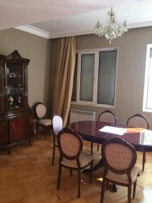 Satılır Köhnə Tikili, Nəsimi.r, 28 May.m-9