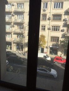 Satılır Köhnə Tikili, Nəsimi.r, 28 May.m-10