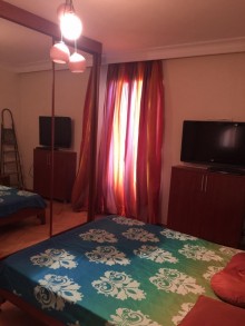 Satılır Köhnə Tikili, Nəsimi.r, 28 May.m-16