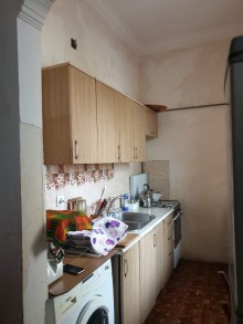 Satılır Köhnə Tikili, Sabunçu.r, Bakıxanov-6
