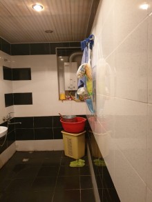 Satılır Köhnə Tikili, Sabunçu.r, Bakıxanov-8