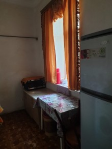 Satılır Köhnə Tikili, Sabunçu.r, Bakıxanov-9