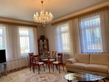 Satılır Həyət evi, Nəsimi.r, Nəsimi.m-10