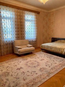Satılır Həyət evi, Nəsimi.r, Nəsimi.m-14