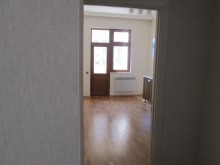 Satılır Yeni Tikili, Səbail.r, Bayıl, İçərişəhər.m-13