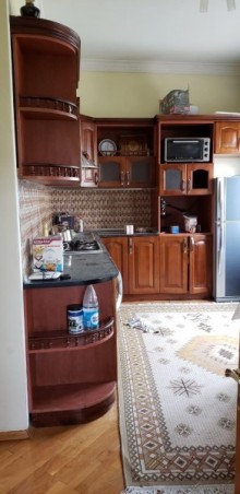Satılır Köhnə Tikili, Sabunçu.r, Bakıxanov-5