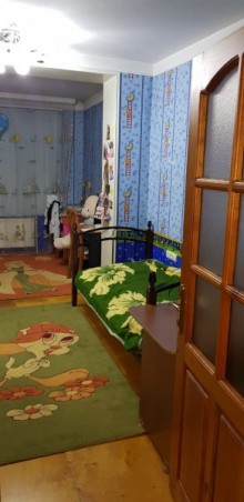 Satılır Köhnə Tikili, Sabunçu.r, Bakıxanov-9