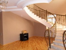 Satılır Həyət evi, Səbail.r, Badamdar, Elmlər Akademiyası.m-4