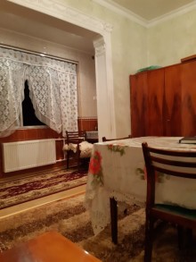 Satılır Köhnə Tikili, Binəqədi.r, Biləcəri, Avtovağzal.m-8