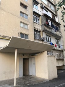 Satılır Köhnə Tikili, Sabunçu.r, Bakıxanov-1