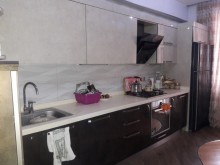 Satılır Yeni Tikili, Yasamal.r, 20 Yanvar.m-11
