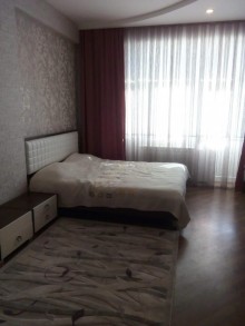 Satılır Yeni Tikili, Nizami.r, Qara Qarayev.m-8