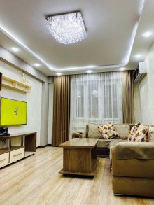 Satılır Yeni Tikili, Sabunçu.r, Bakıxanov-6
