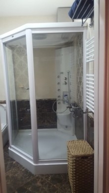 Satılır Həyət evi, Binəqədi.r, 6-cı mikrorayon, Nəsimi.m-6