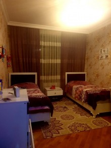 Satılır Köhnə Tikili, Sabunçu.r, Bakıxanov-3