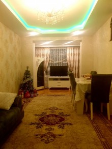 Satılır Köhnə Tikili, Sabunçu.r, Bakıxanov-9