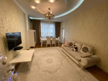 Satılır Yeni Tikili, Nəsimi.r, Nəsimi.m-10
