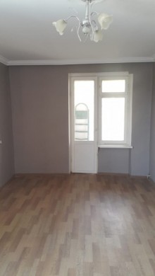 Satılır Köhnə Tikili, Sabunçu.r, Bakıxanov-2