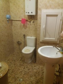Satılır Köhnə Tikili, Sabunçu.r, Bakıxanov-3