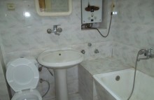 Satılır Köhnə Tikili, Sabunçu.r, Bakıxanov-6