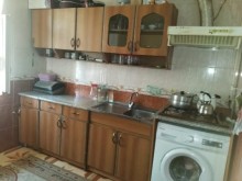 Satılır Köhnə Tikili, Sabunçu.r, Bakıxanov-5