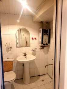 Satılır Köhnə Tikili, Sabunçu.r, Bakıxanov-5
