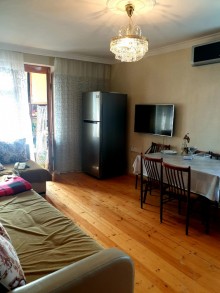 Satılır Köhnə Tikili, Sabunçu.r, Bakıxanov-7