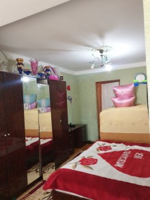 Satılır Köhnə Tikili, Sabunçu.r, Bakıxanov-9