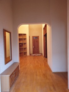 Satılır Həyət evi, Səbail.r, Badamdar-6