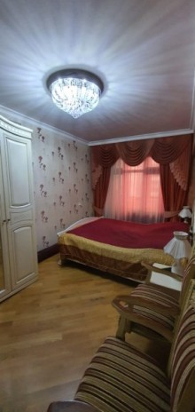 Satılır Köhnə Tikili, Nərimanov.r-6