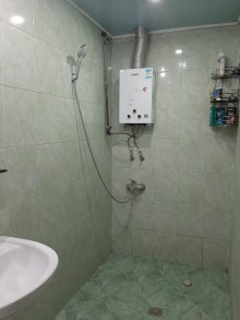 Satılır Köhnə Tikili, Sabunçu.r, Bakıxanov-8